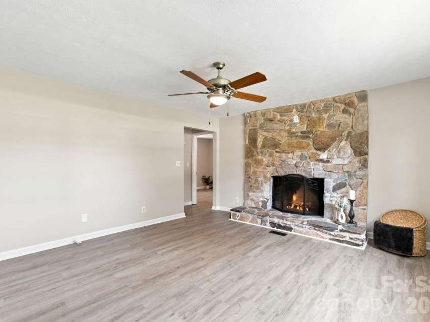 4709 Charlotte Highway, Lancaster, SC 29720.  MLS# CAR4397487, YatesRealty ID 44642. New flooring