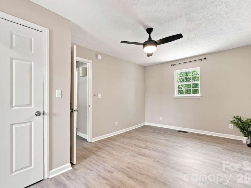 4709 Charlotte Highway, Lancaster, SC 29720.  MLS# CAR4397487, YatesRealty ID 44642. Primary Bedroom