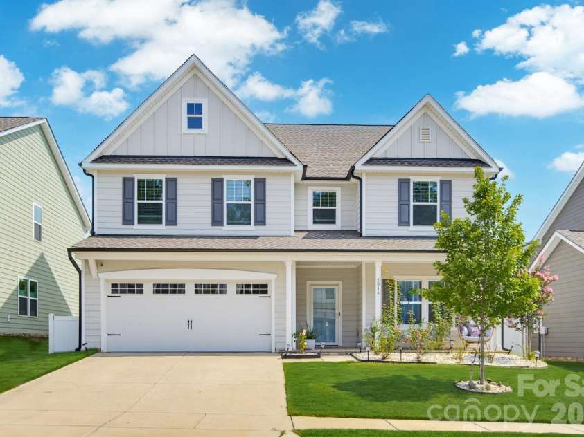 5016 Mooreland Oaks Way, Mount Holly, NC 28120.  MLS# CAR4409781, YatesRealty ID 44643. 