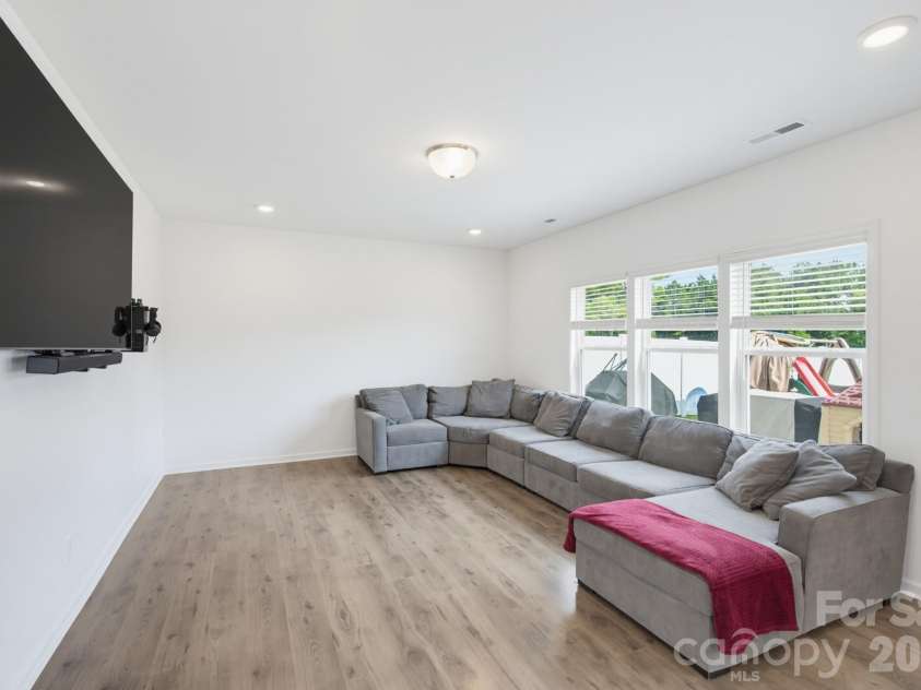 5016 Mooreland Oaks Way, Mount Holly, NC 28120.  MLS# CAR4409781, YatesRealty ID 44643. 