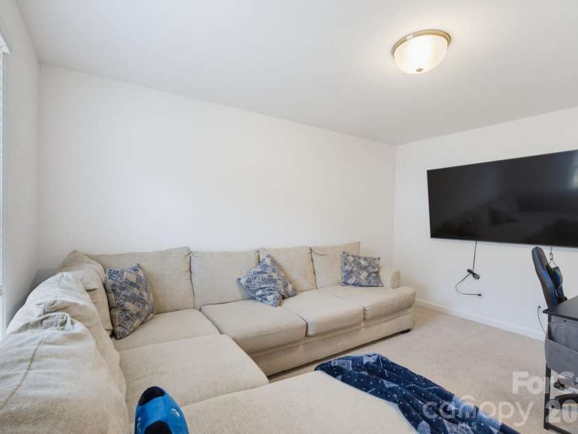 5016 Mooreland Oaks Way, Mount Holly, NC 28120.  MLS# CAR4409781, YatesRealty ID 44643. 