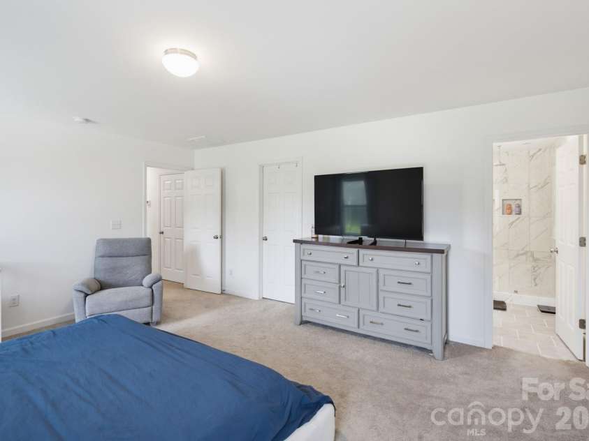 5016 Mooreland Oaks Way, Mount Holly, NC 28120.  MLS# CAR4409781, YatesRealty ID 44643. 