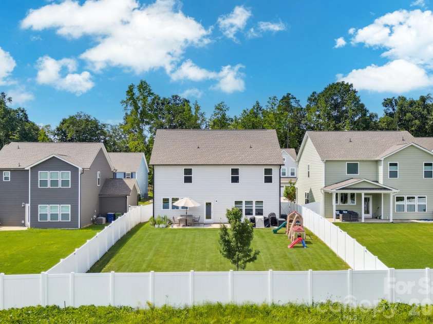 5016 Mooreland Oaks Way, Mount Holly, NC 28120.  MLS# CAR4409781, YatesRealty ID 44643. 