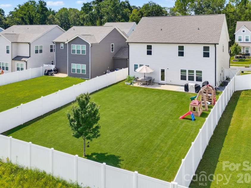 5016 Mooreland Oaks Way, Mount Holly, NC 28120.  MLS# CAR4409781, YatesRealty ID 44643. 