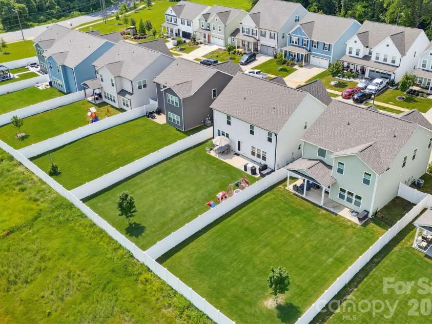5016 Mooreland Oaks Way, Mount Holly, NC 28120.  MLS# CAR4409781, YatesRealty ID 44643. 