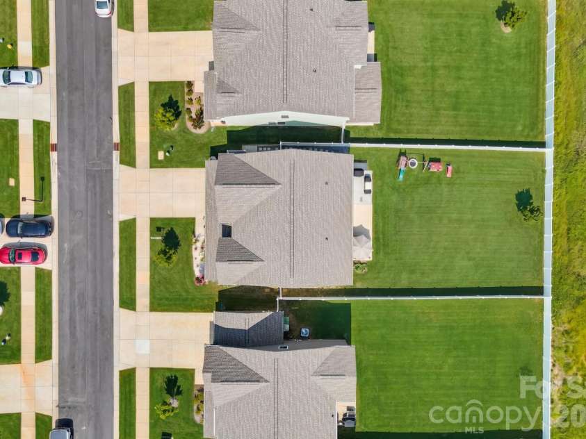 5016 Mooreland Oaks Way, Mount Holly, NC 28120.  MLS# CAR4409781, YatesRealty ID 44643. 