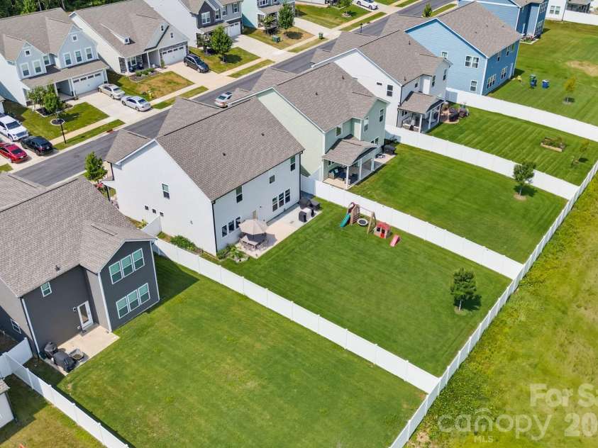 5016 Mooreland Oaks Way, Mount Holly, NC 28120.  MLS# CAR4409781, YatesRealty ID 44643. 