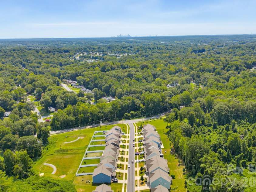 5016 Mooreland Oaks Way, Mount Holly, NC 28120.  MLS# CAR4409781, YatesRealty ID 44643. 