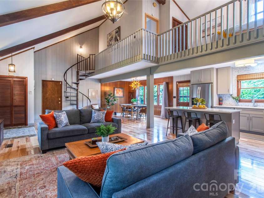 132 Hurd Road, Canton, NC 28716.  MLS# CAR4411733, YatesRealty ID 44644. 