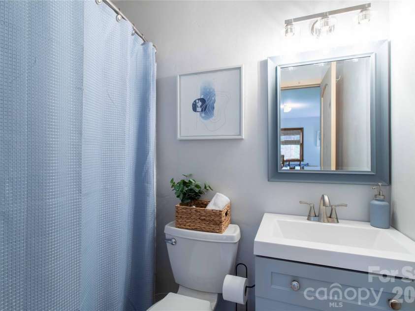 132 Hurd Road, Canton, NC 28716.  MLS# CAR4411733, YatesRealty ID 44644. Primary Bath