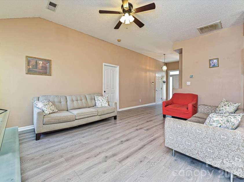 13939 Dingess Road, Charlotte, NC 28273.  MLS# CAR4414279, YatesRealty ID 44645. 