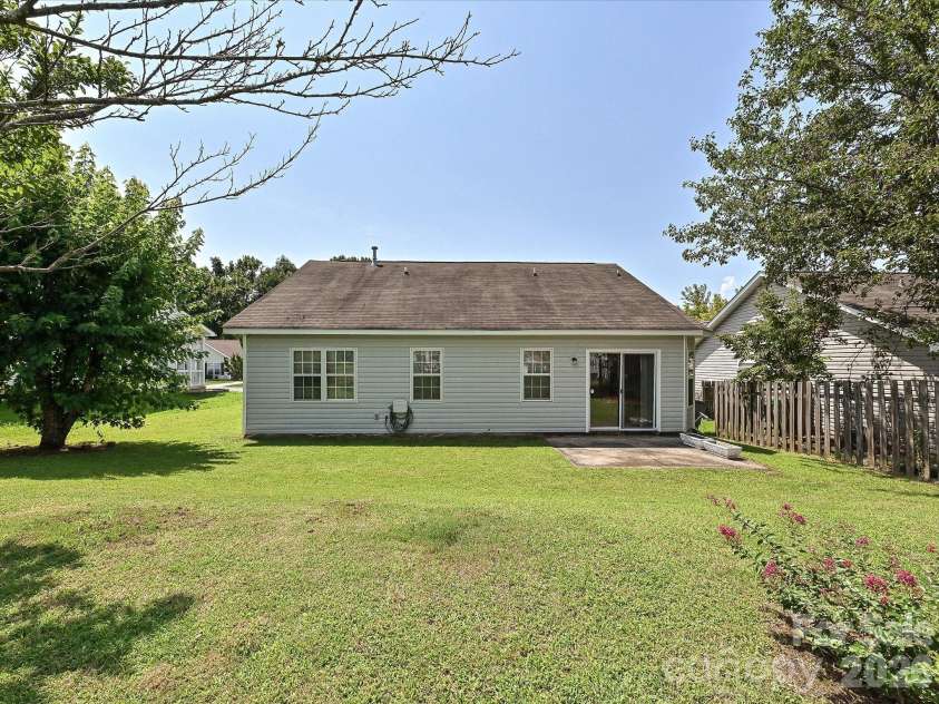 13939 Dingess Road, Charlotte, NC 28273.  MLS# CAR4414279, YatesRealty ID 44645. 