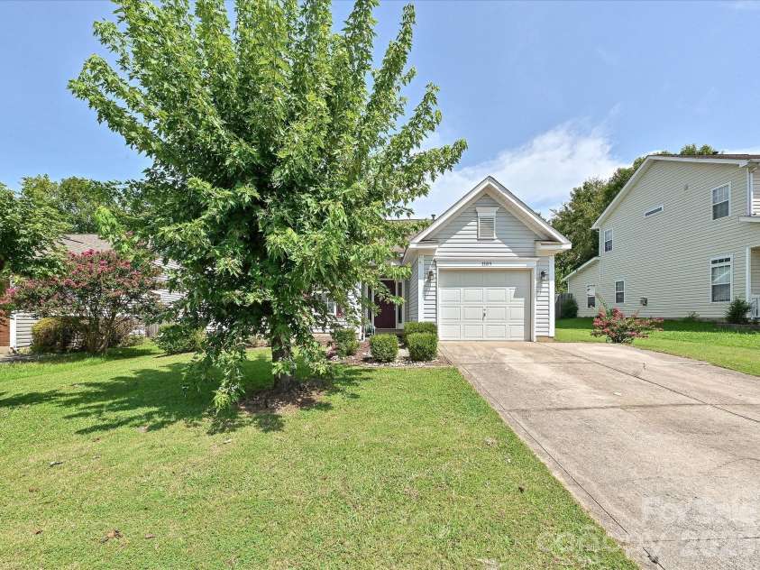 13939 Dingess Road, Charlotte, NC 28273.  MLS# CAR4414279, YatesRealty ID 44645. 