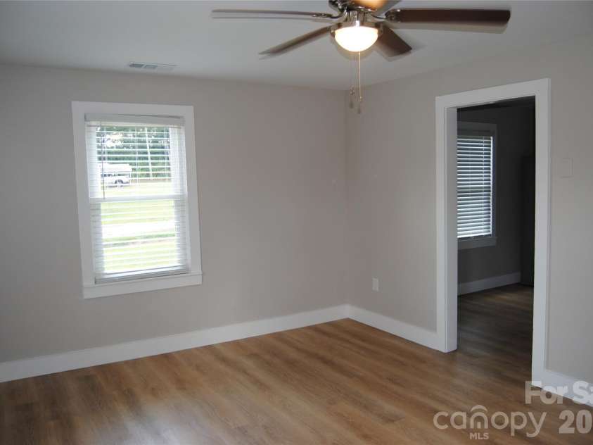 1602 Oakmont Court, Rock Hill, SC 29732.  MLS# CAR4404111, YatesRealty ID 44647. 