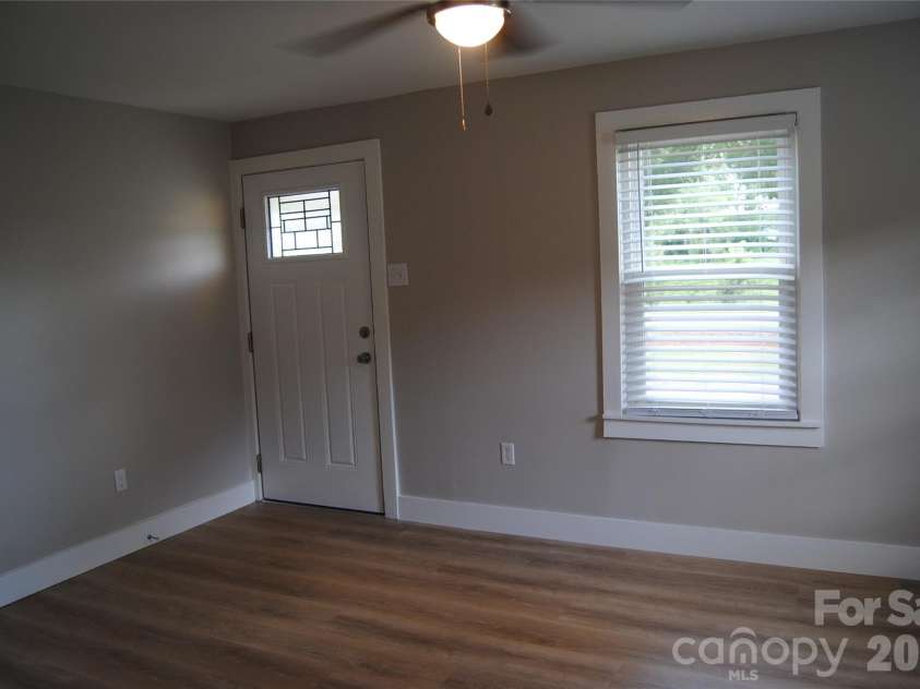 1602 Oakmont Court, Rock Hill, SC 29732.  MLS# CAR4404111, YatesRealty ID 44647. 
