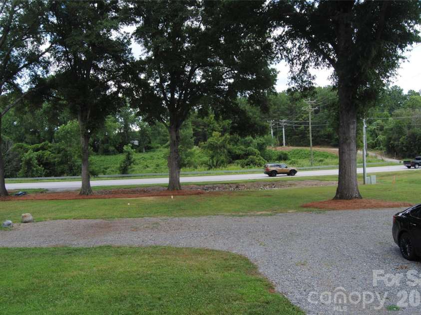 1602 Oakmont Court, Rock Hill, SC 29732.  MLS# CAR4404111, YatesRealty ID 44647. 