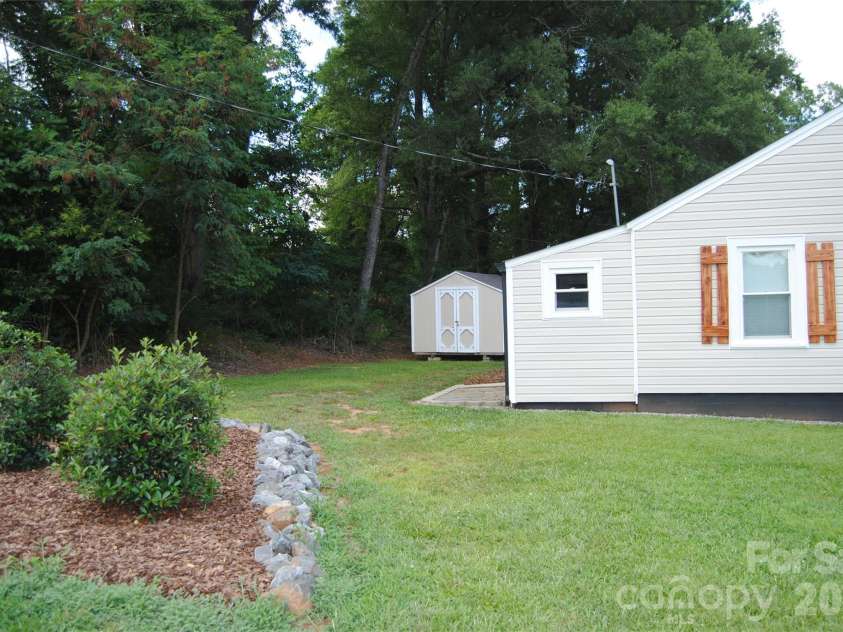 1602 Oakmont Court, Rock Hill, SC 29732.  MLS# CAR4404111, YatesRealty ID 44647. 