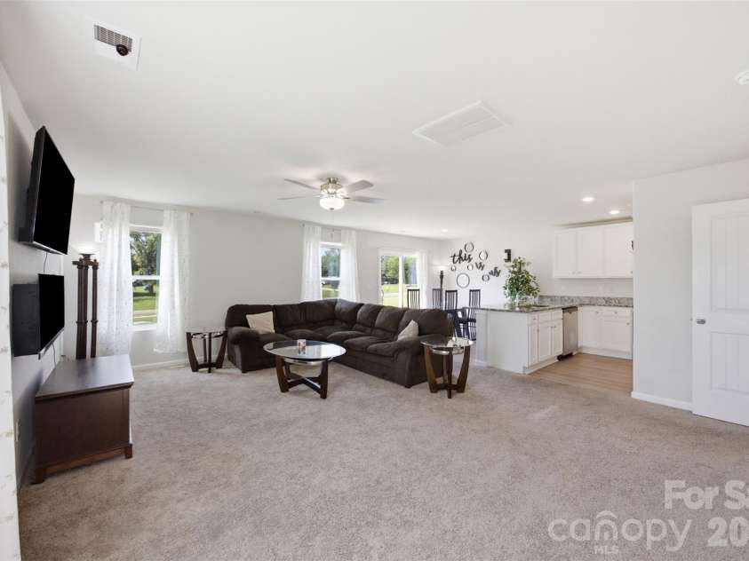 305 Aniston Lane, Shelby, NC 28152.  MLS# CAR4414916, YatesRealty ID 44648. 
