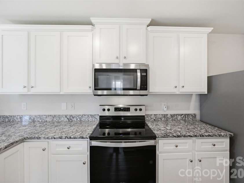 305 Aniston Lane, Shelby, NC 28152.  MLS# CAR4414916, YatesRealty ID 44648. 