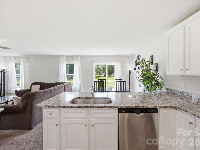 305 Aniston Lane, Shelby, NC 28152.  MLS# CAR4414916, YatesRealty ID 44648. 