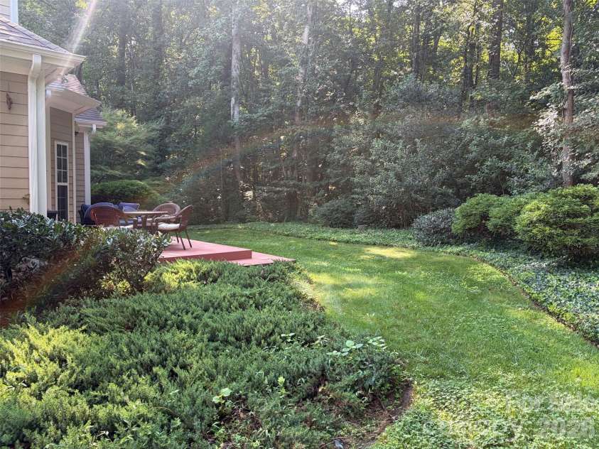 20605 Autumn Breeze Court, Cornelius, NC 28031.  MLS# CAR4412886, YatesRealty ID 44649. 