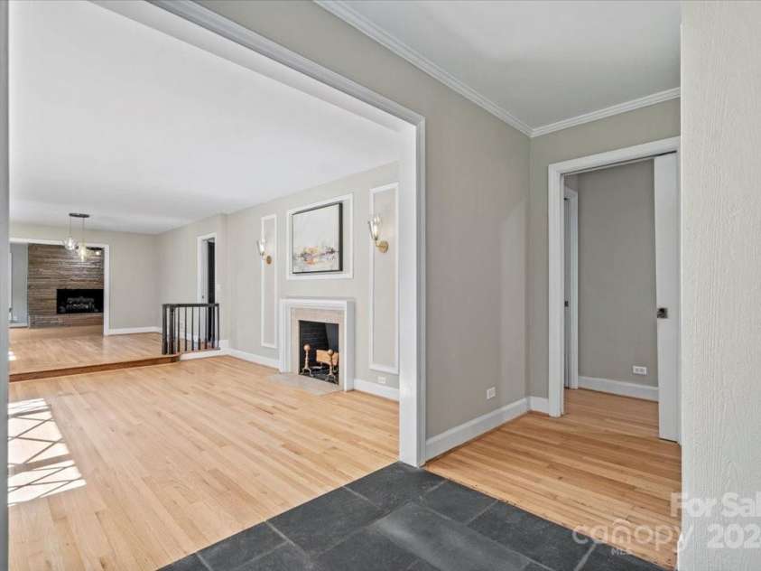 124 Lakeway Drive, Cheraw, SC 29520.  MLS# CAR4149108, YatesRealty ID 4465. 