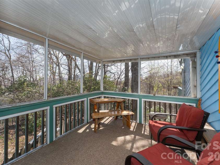 195 Prospectors Trail, Black Mountain, NC 28711.  MLS# CAR4352743, YatesRealty ID 4465. 