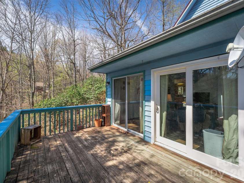 195 Prospectors Trail, Black Mountain, NC 28711.  MLS# CAR4352743, YatesRealty ID 4465. 