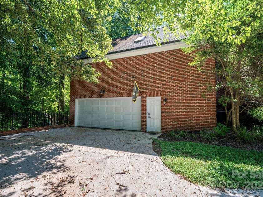 3232 Su San Farms Road, Gastonia, NC 28056.  MLS# CAR4302414, YatesRealty ID 4465. 