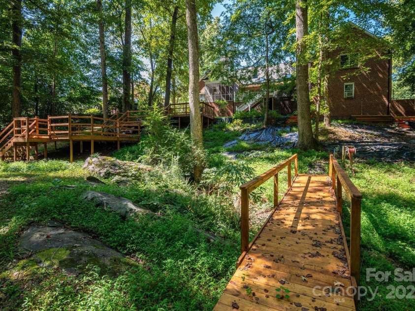 3232 Su San Farms Road, Gastonia, NC 28056.  MLS# CAR4302414, YatesRealty ID 4465. 