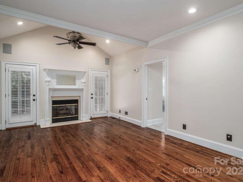 3232 Su San Farms Road, Gastonia, NC 28056.  MLS# CAR4302414, YatesRealty ID 4465. 