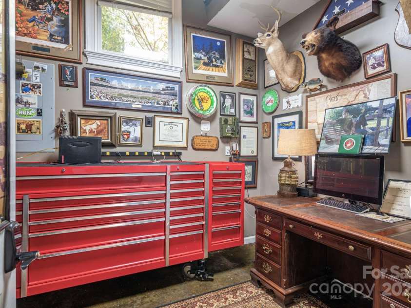 3232 Su San Farms Road, Gastonia, NC 28056.  MLS# CAR4302414, YatesRealty ID 4465. 