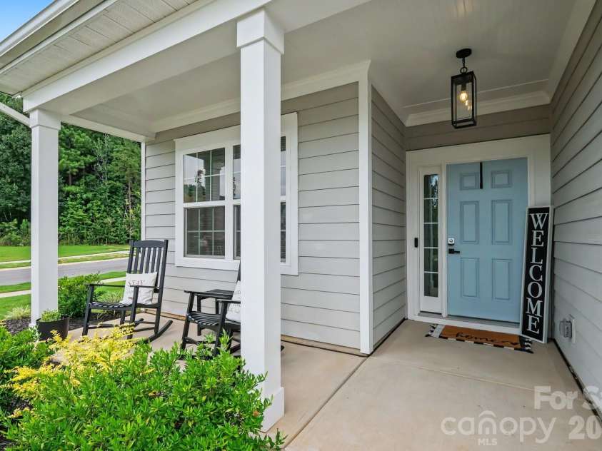 5005 Painswick Place, Charlotte, NC 28215.  MLS# CAR4413635, YatesRealty ID 44650. 