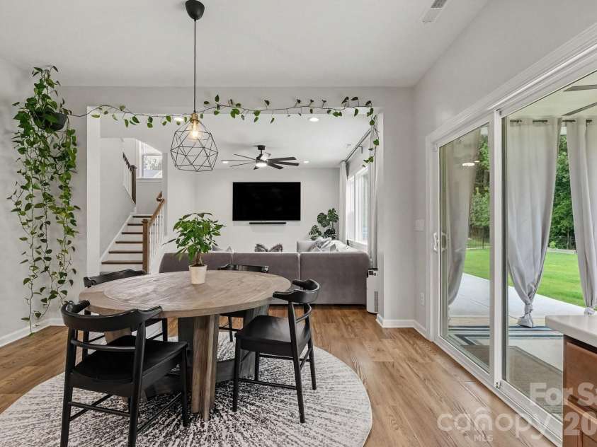5005 Painswick Place, Charlotte, NC 28215.  MLS# CAR4413635, YatesRealty ID 44650. 