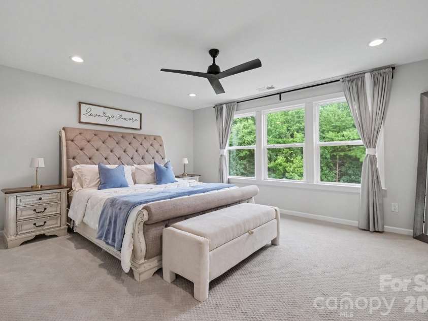 5005 Painswick Place, Charlotte, NC 28215.  MLS# CAR4413635, YatesRealty ID 44650. 