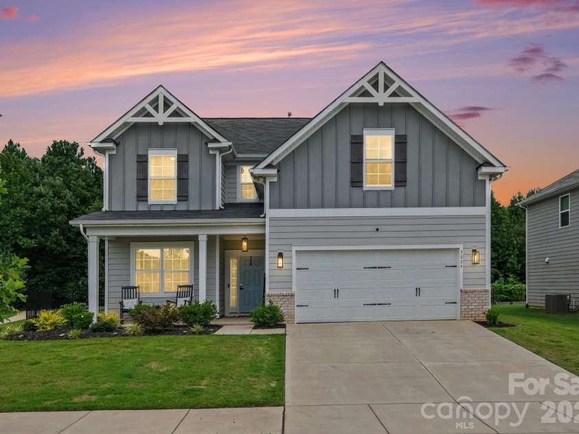 5005 Painswick Place, Charlotte, NC 28215.  MLS# CAR4413635, YatesRealty ID 44650. 