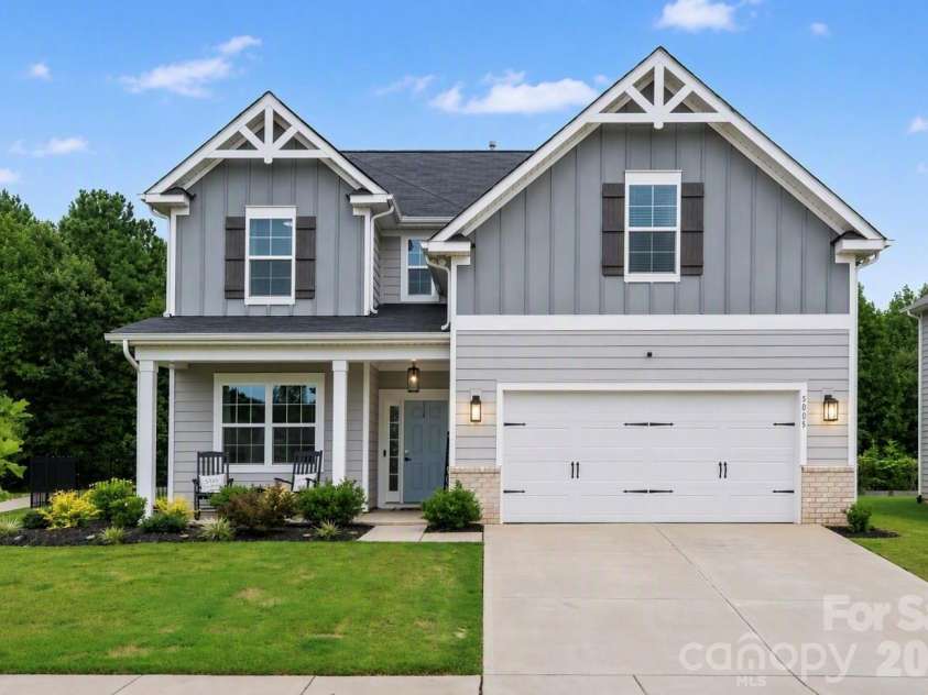 5005 Painswick Place, Charlotte, NC 28215.  MLS# CAR4413635, YatesRealty ID 44650. 