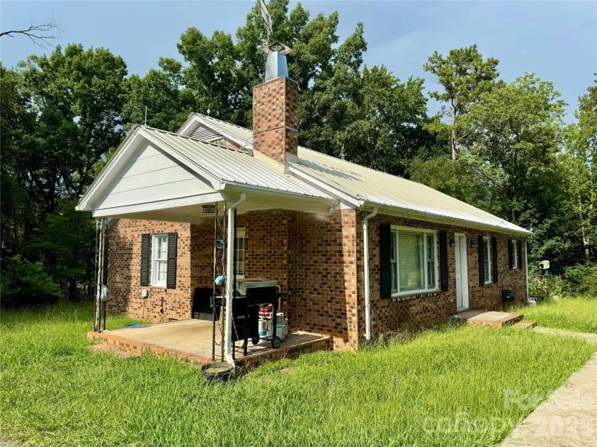 430 Russell Road, Polkton, NC 28135.  MLS# CAR4414849, YatesRealty ID 44651. 