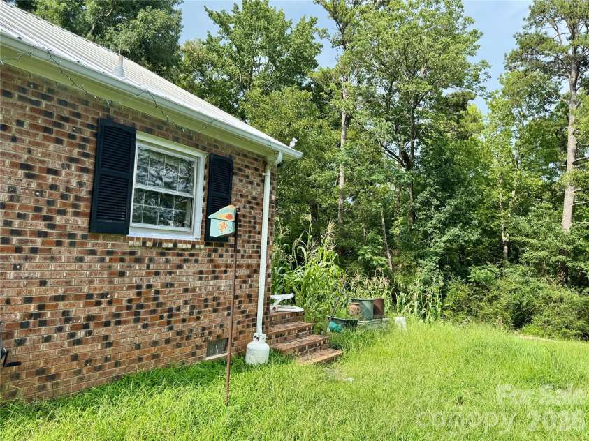 430 Russell Road, Polkton, NC 28135.  MLS# CAR4414849, YatesRealty ID 44651. 