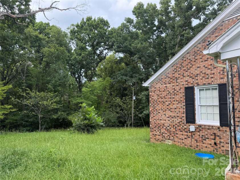 430 Russell Road, Polkton, NC 28135.  MLS# CAR4414849, YatesRealty ID 44651. 