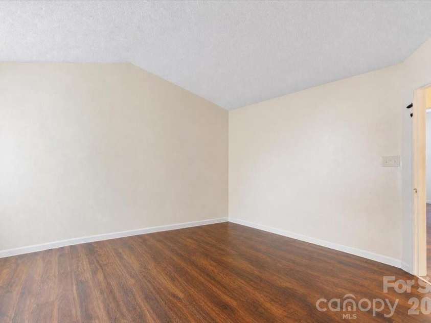2809 Trestle Court, Concord, NC 28025.  MLS# CAR4415011, YatesRealty ID 44652. 
