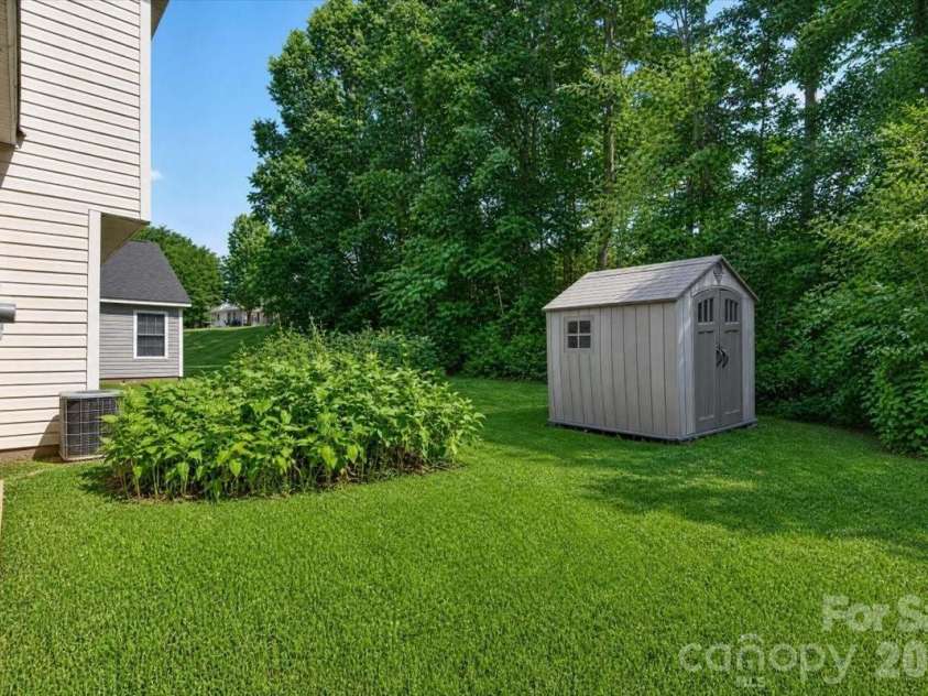 2809 Trestle Court, Concord, NC 28025.  MLS# CAR4415011, YatesRealty ID 44652. 
