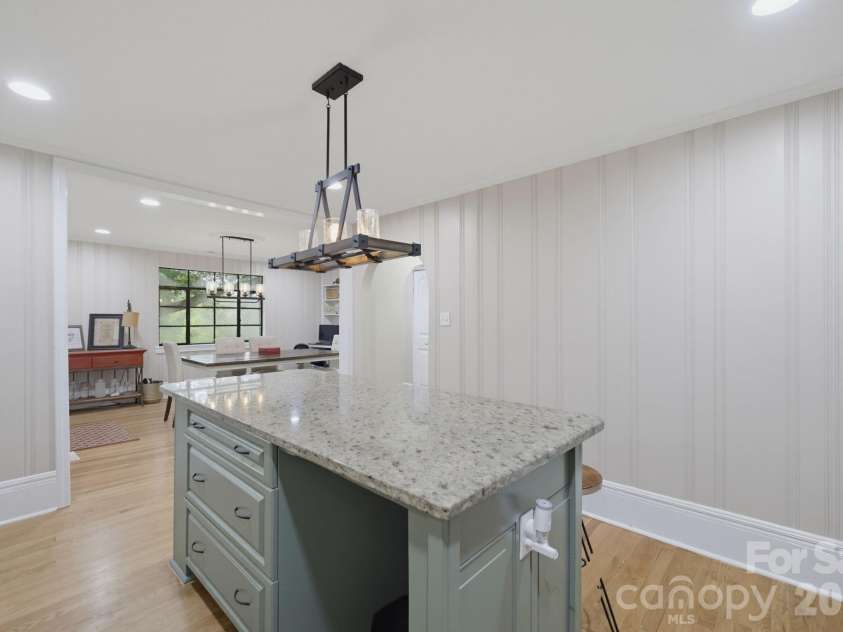 2197 Blackberry Road, Thomasville, NC 27360.  MLS# CAR4415023, YatesRealty ID 44653. 