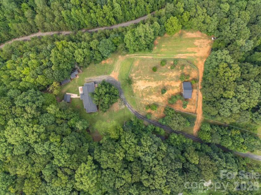 2197 Blackberry Road, Thomasville, NC 27360.  MLS# CAR4415023, YatesRealty ID 44653. 