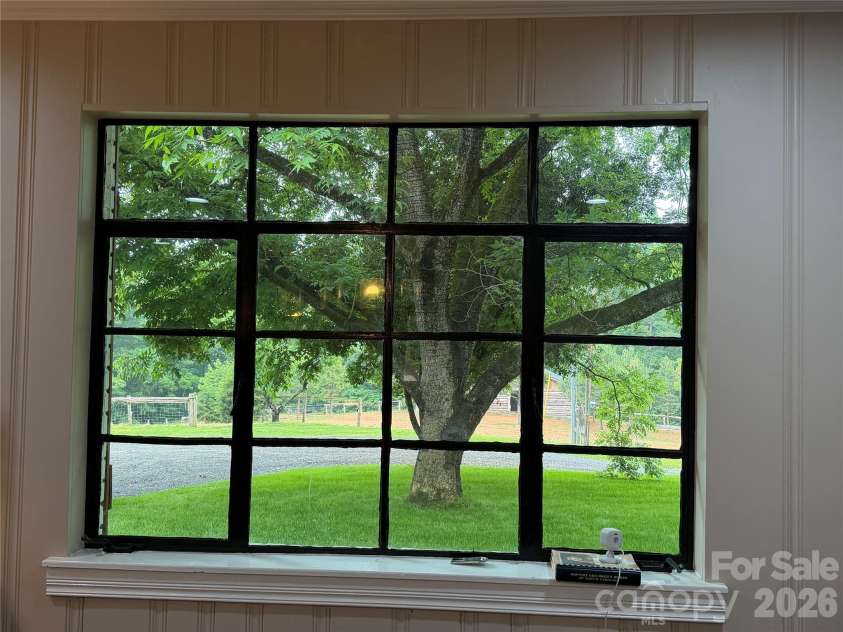 2197 Blackberry Road, Thomasville, NC 27360.  MLS# CAR4415023, YatesRealty ID 44653. 