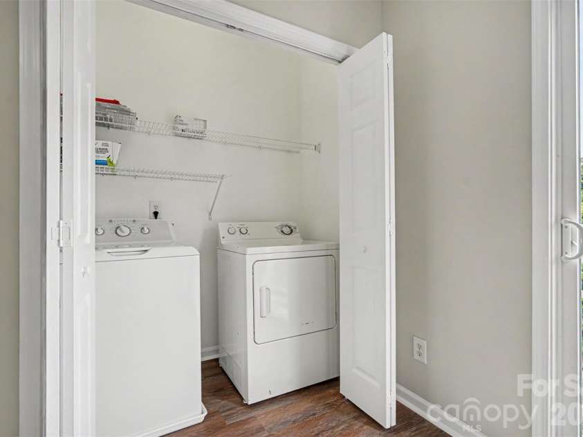 3955 Picasso Court, Charlotte, NC 28205.  MLS# CAR4404452, YatesRealty ID 44654. 