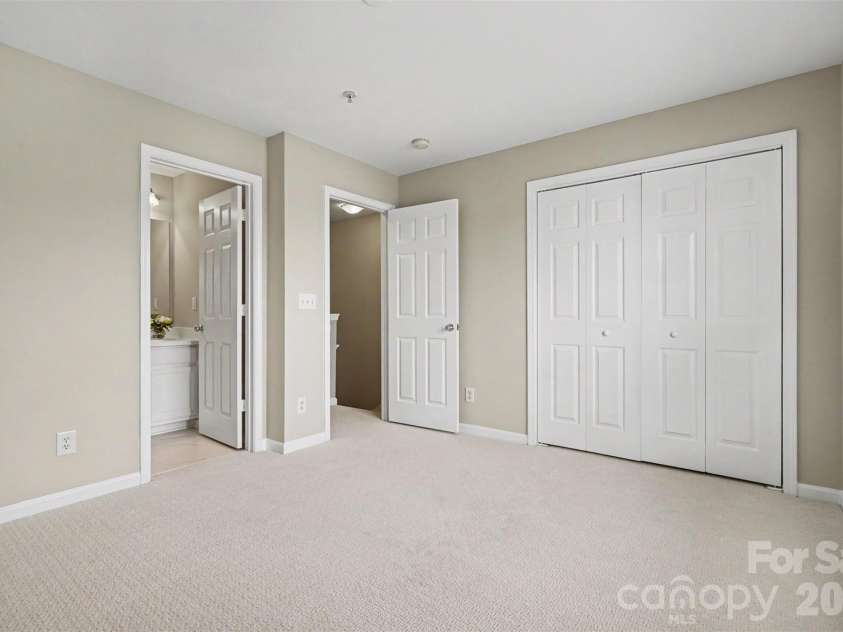 3955 Picasso Court, Charlotte, NC 28205.  MLS# CAR4404452, YatesRealty ID 44654. 