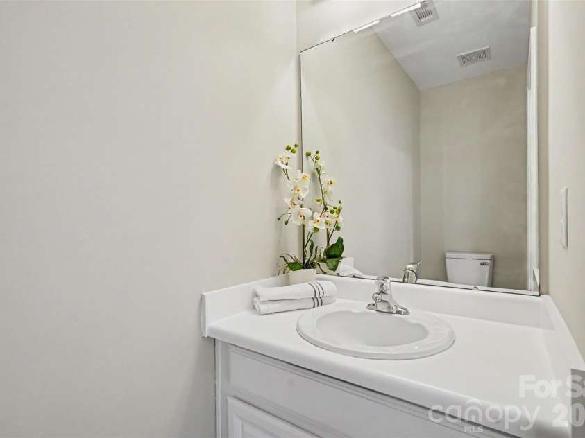 3955 Picasso Court, Charlotte, NC 28205.  MLS# CAR4404452, YatesRealty ID 44654. 