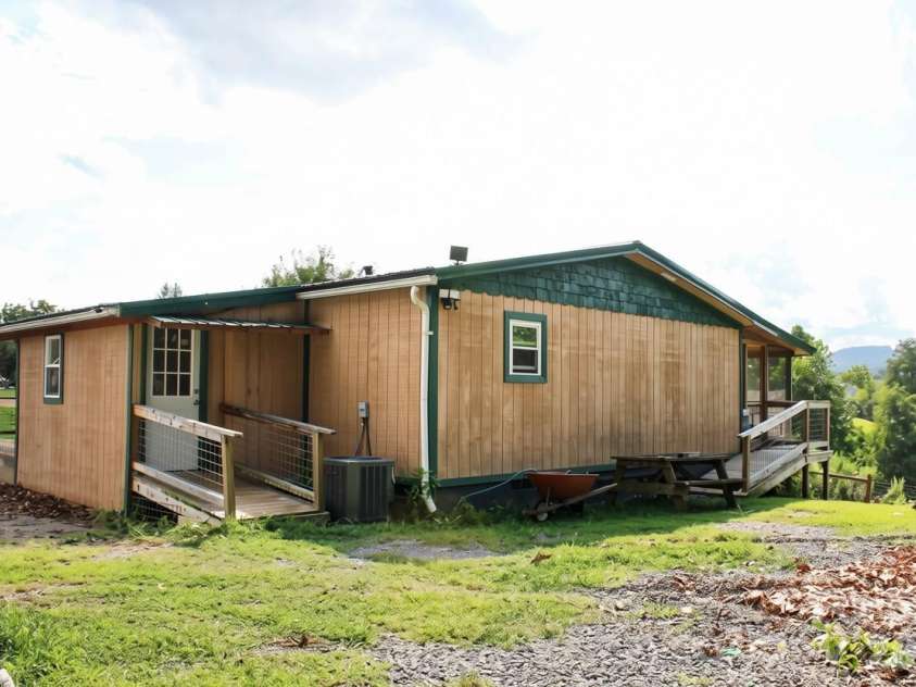 24 Karis Lane, Clyde, NC 28721.  MLS# CAR4414971, YatesRealty ID 44655. 