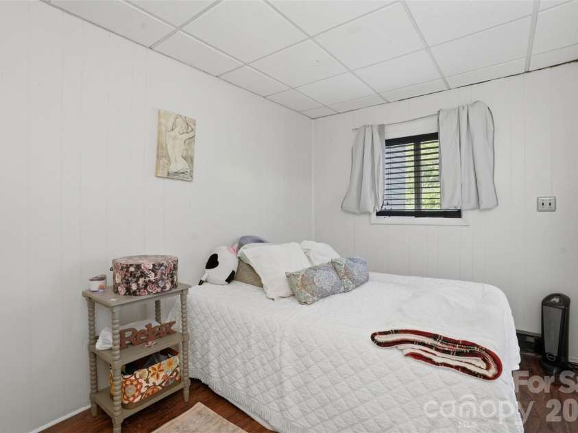 8338 Cricket Lake Drive, Charlotte, NC 28277.  MLS# CAR4401022, YatesRealty ID 44658. 